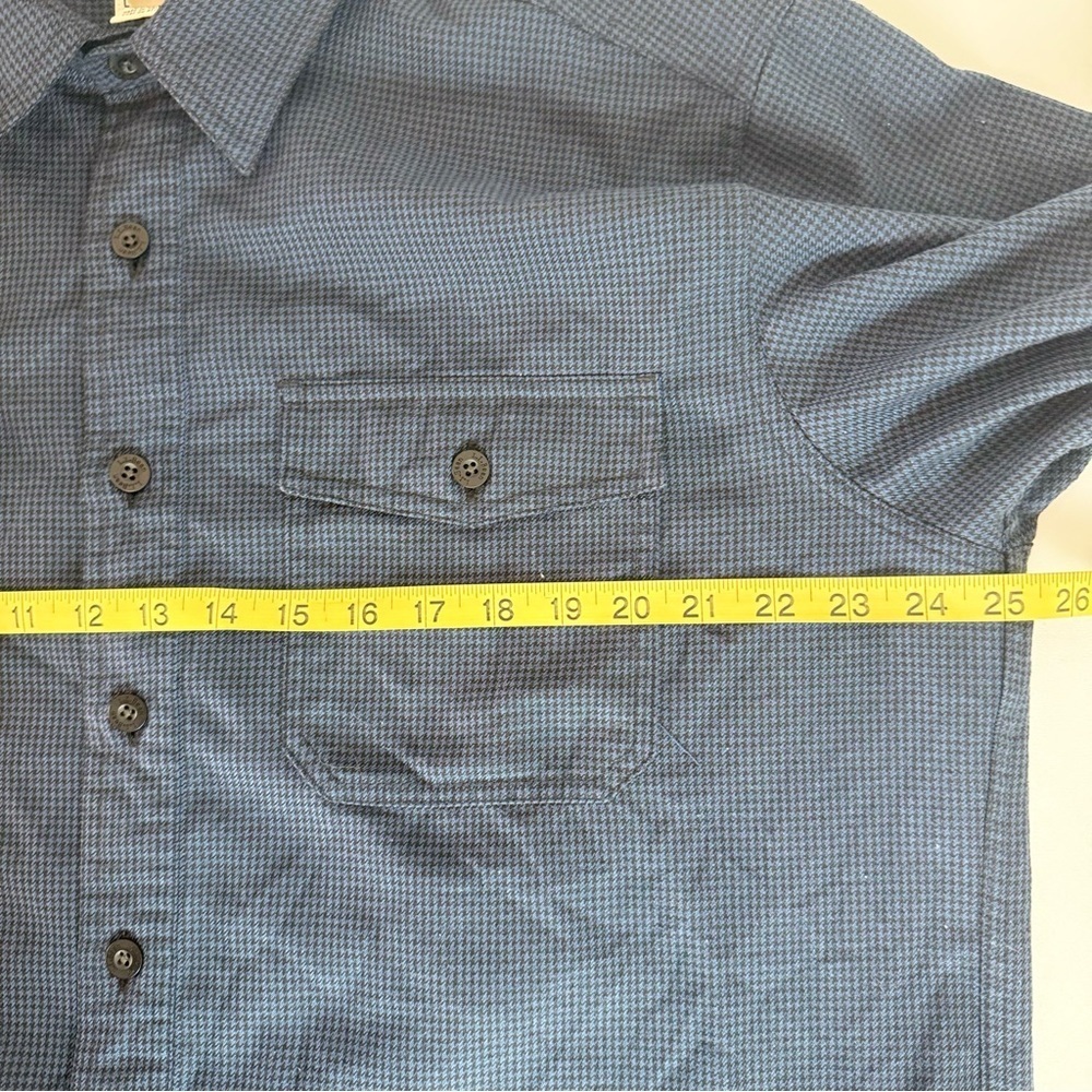 L.L. Bean Men’s Blue Check Button-Up Shirt Size L Regular - Picture 4 of 8